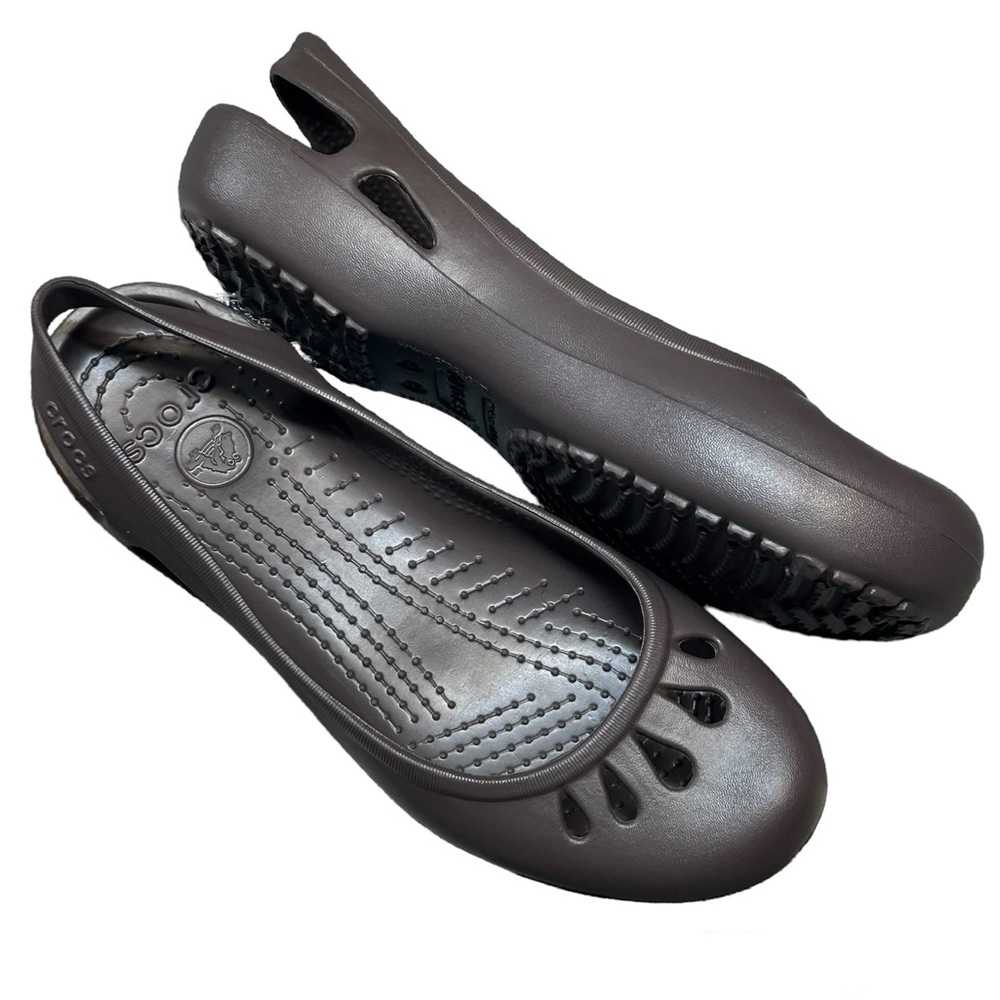 Crocs Womens Slip-On Round Toe Ballet Flats Shoes 10127 Closed Toe 9 Brown EUC